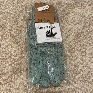 Womens winter gloves with smart tips